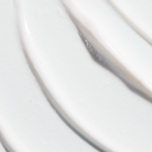 Load image into Gallery viewer, Moisturizing Rich Sunscreen SPF 30